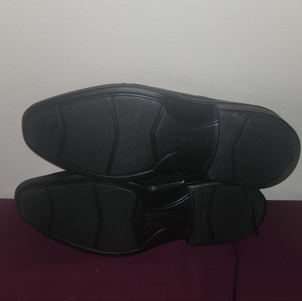 Boys Black Deer Stags Titus Jr. W/ Memory Foam Size 4.5 - Picture 7 of 7